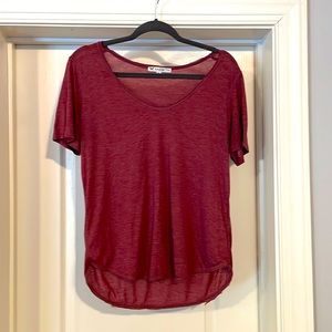 Women’s XL scoop neck ragged tee